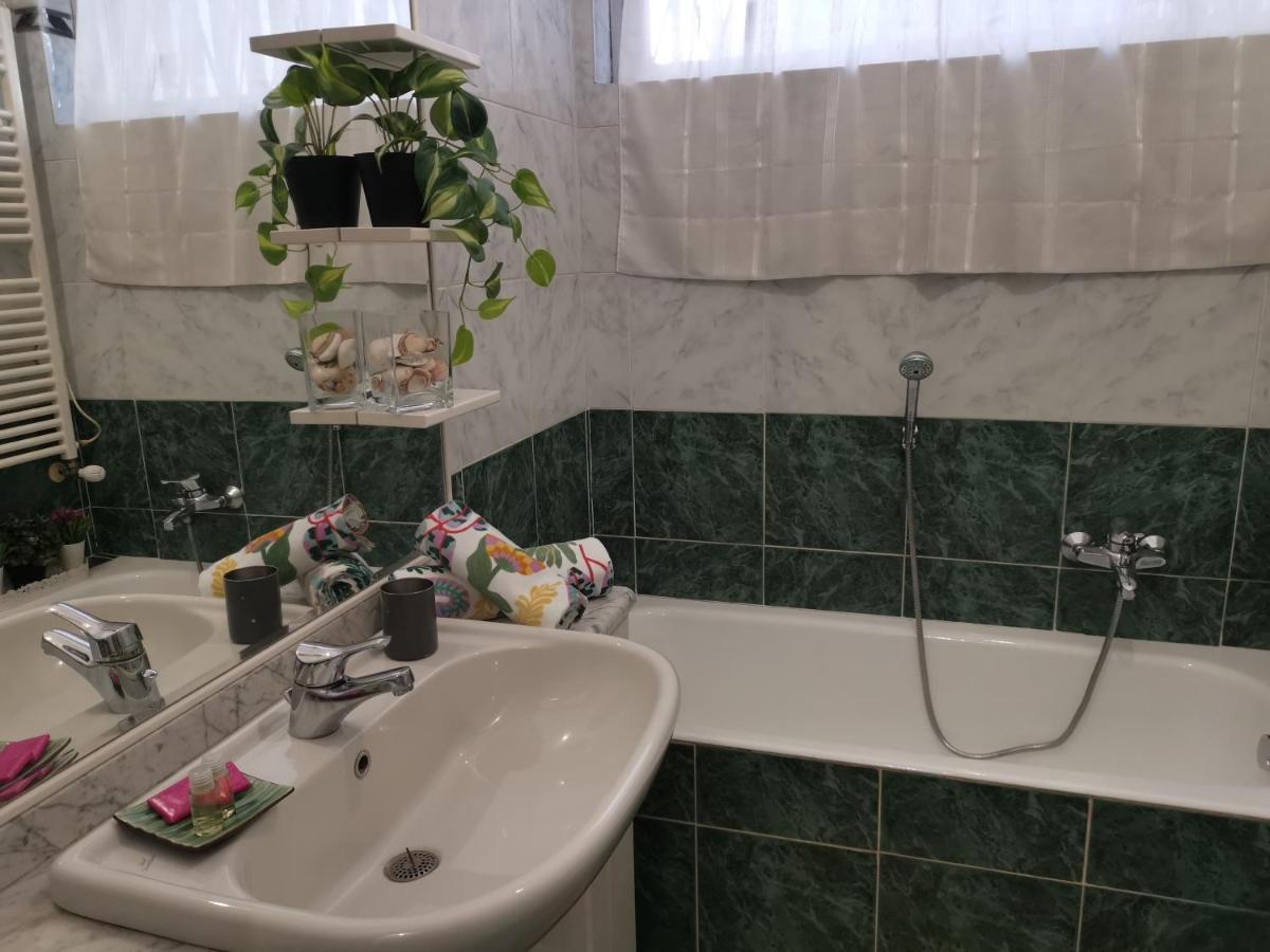 Bnbook Trilo Mind Rho Trilocale Con 2 Camere E 2 Bagni 外观 照片